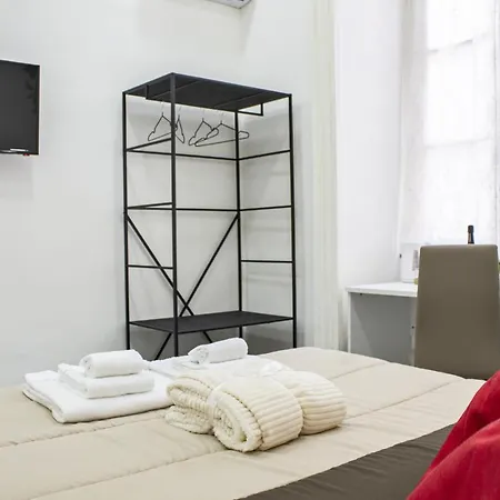 לינה וארוחת בוקר Amare נאפולי