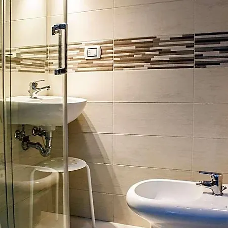 Amare 3* Naples