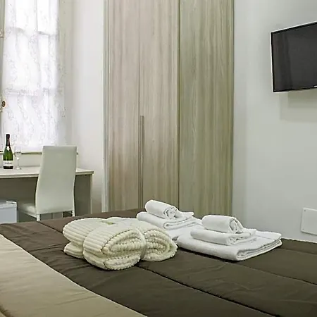 Amare 3* Napels
