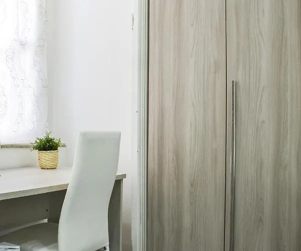 Amare Bed & Breakfast 4*