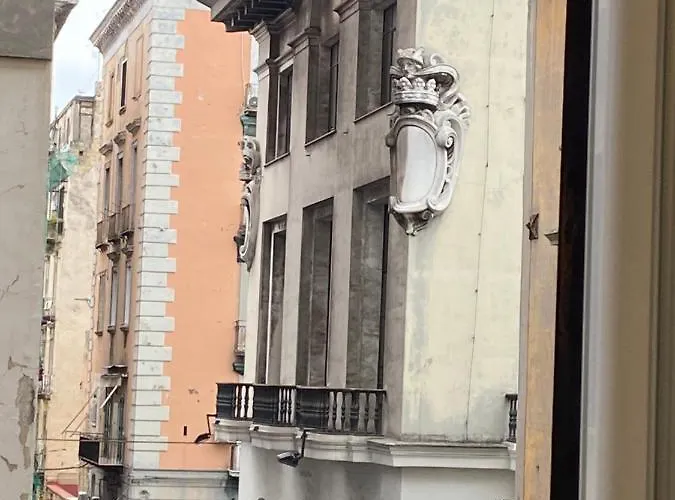 Amare Bed and Breakfast Νάπολη